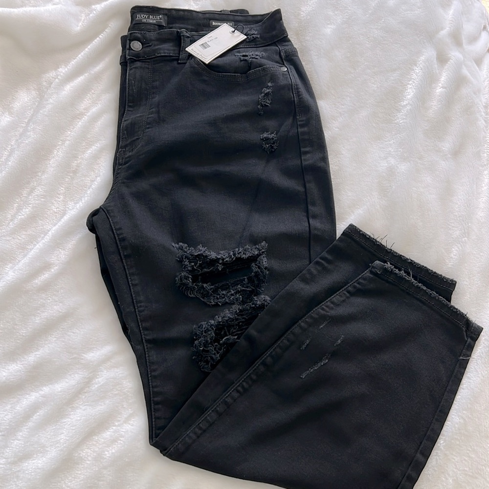 Judy Blue Women's Black Distressed High-Rise Boyfriend Fit